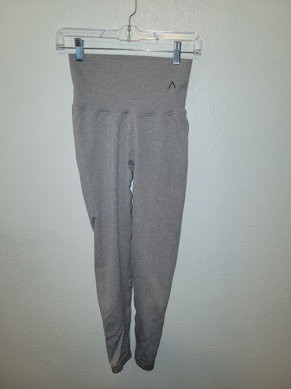 ACTA High Waisted Seamless Leggings | Size Medium | Heather Taupe Performance